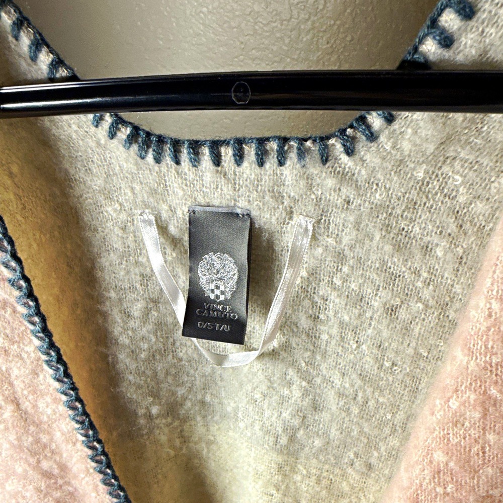 Vince Camuto Women's One Size V-Neck Colorblock Multicolor Knit Sweater Poncho